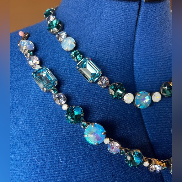 SOLD Blue Sorrelli Set - Picture 1 of 10